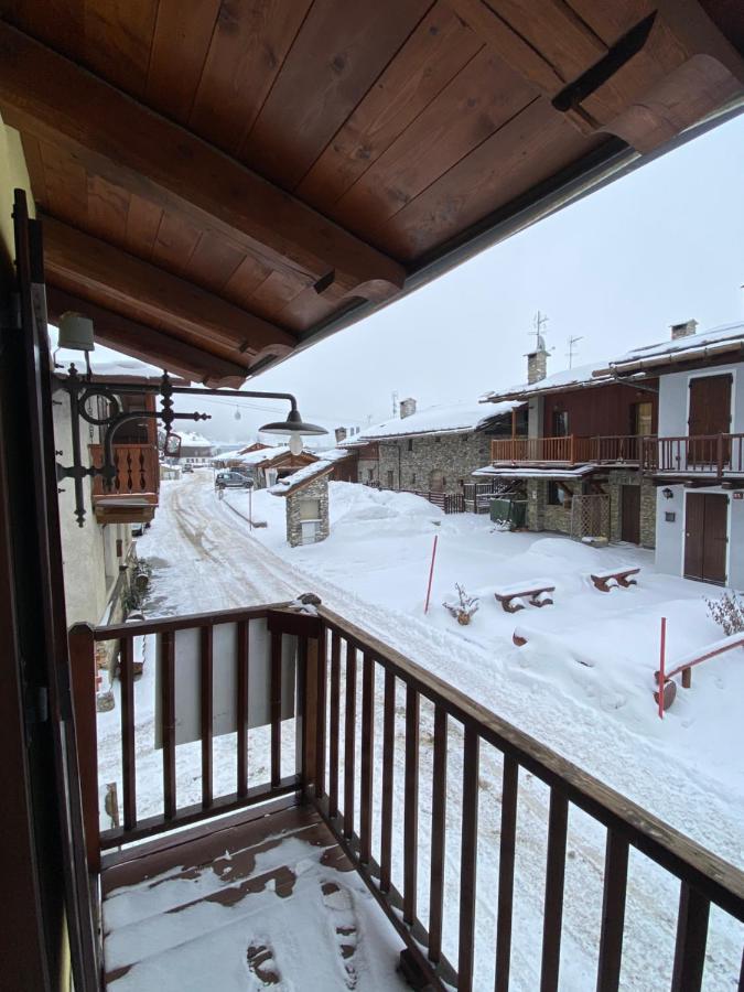 Baita Arianna Apartment Sestriere Bagian luar foto
