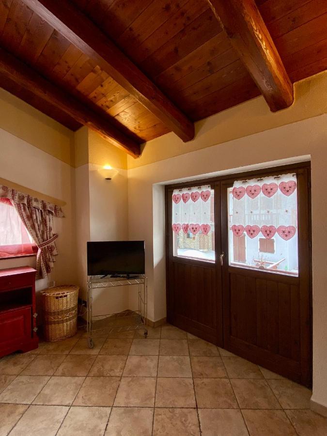 Baita Arianna Apartment Sestriere Bagian luar foto