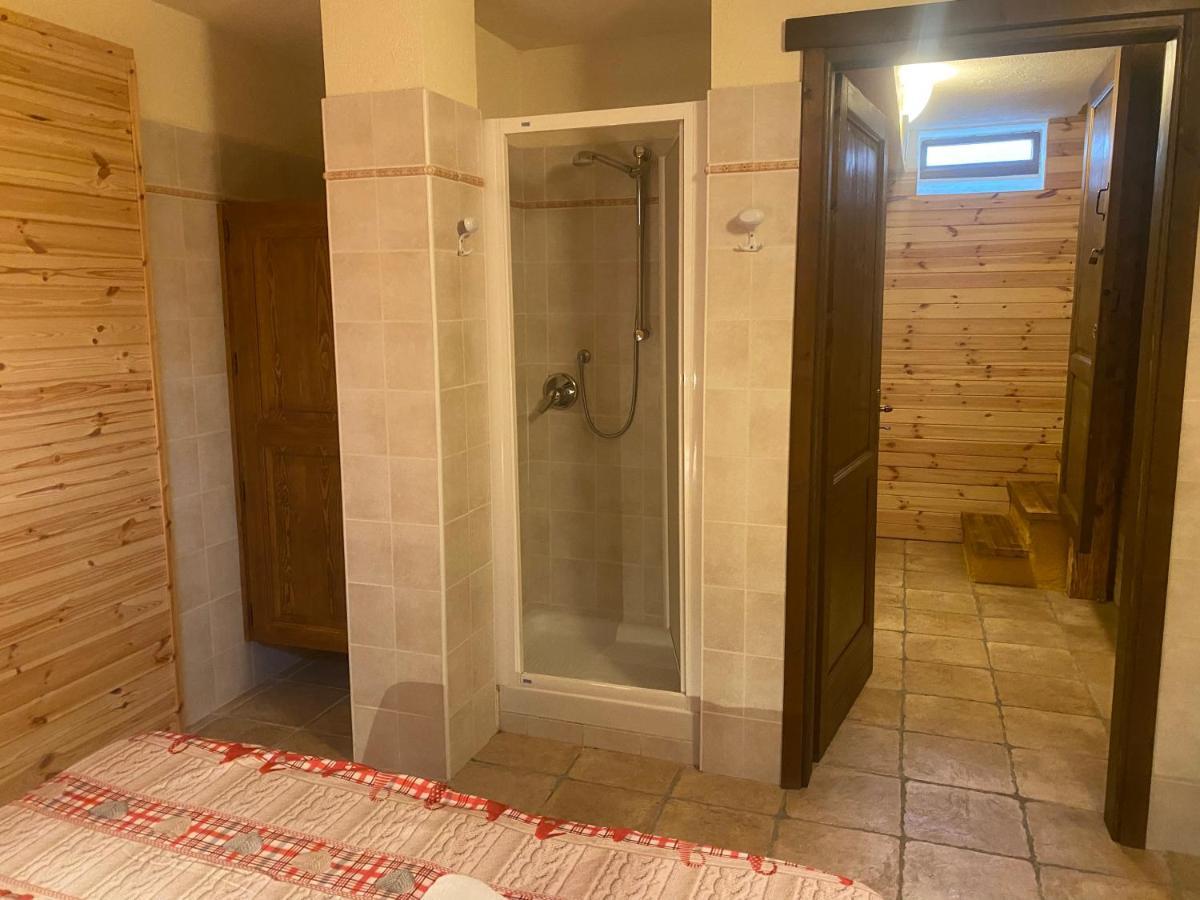 Baita Arianna Apartment Sestriere Bagian luar foto